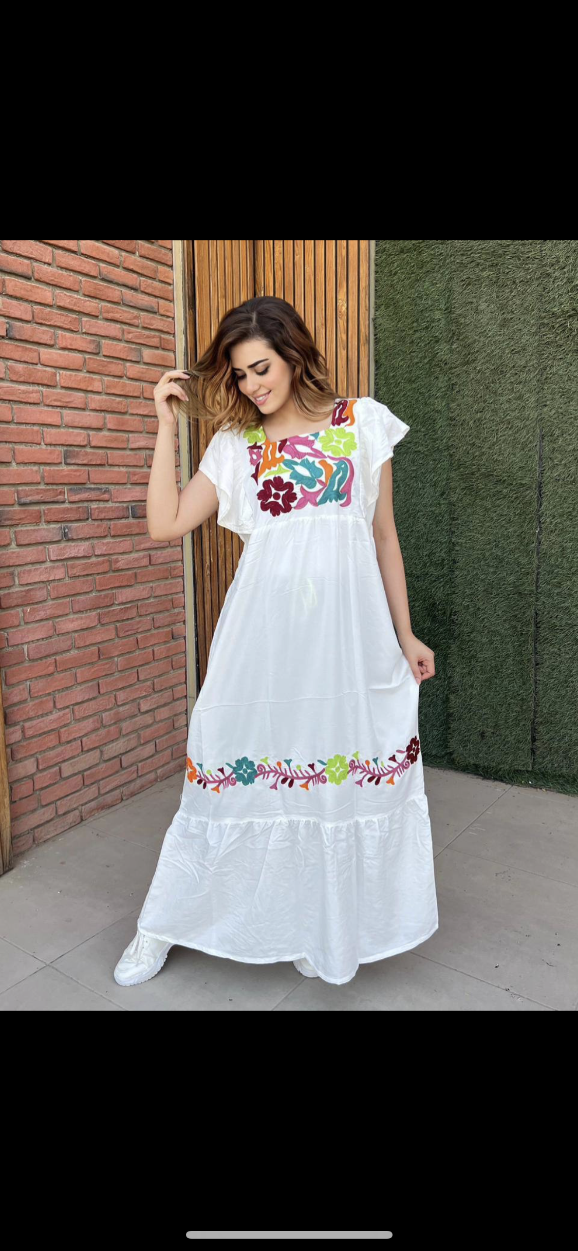 Elegant Floral threaded embroidery Jalabiya maxi dress cap sleeves